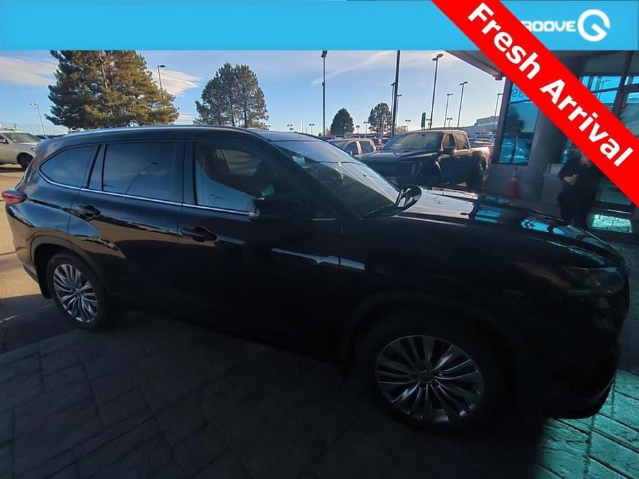 used 2022 Toyota Highlander car, priced at $44,590