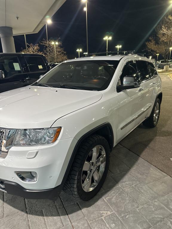 used 2013 Jeep Grand Cherokee car, priced at $11,091