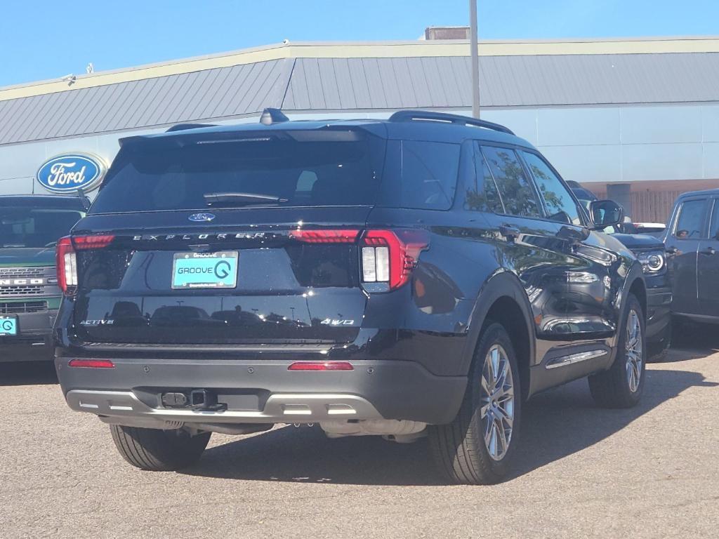 new 2025 Ford Explorer car, priced at $47,704