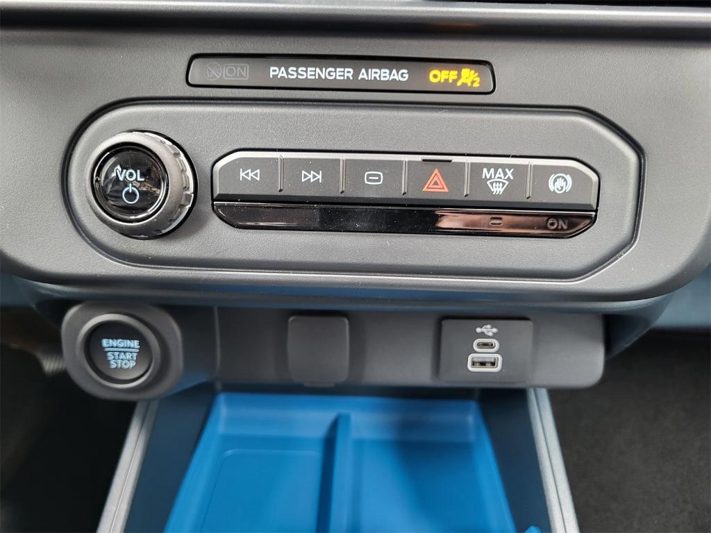 new 2025 Ford Maverick car, priced at $32,264