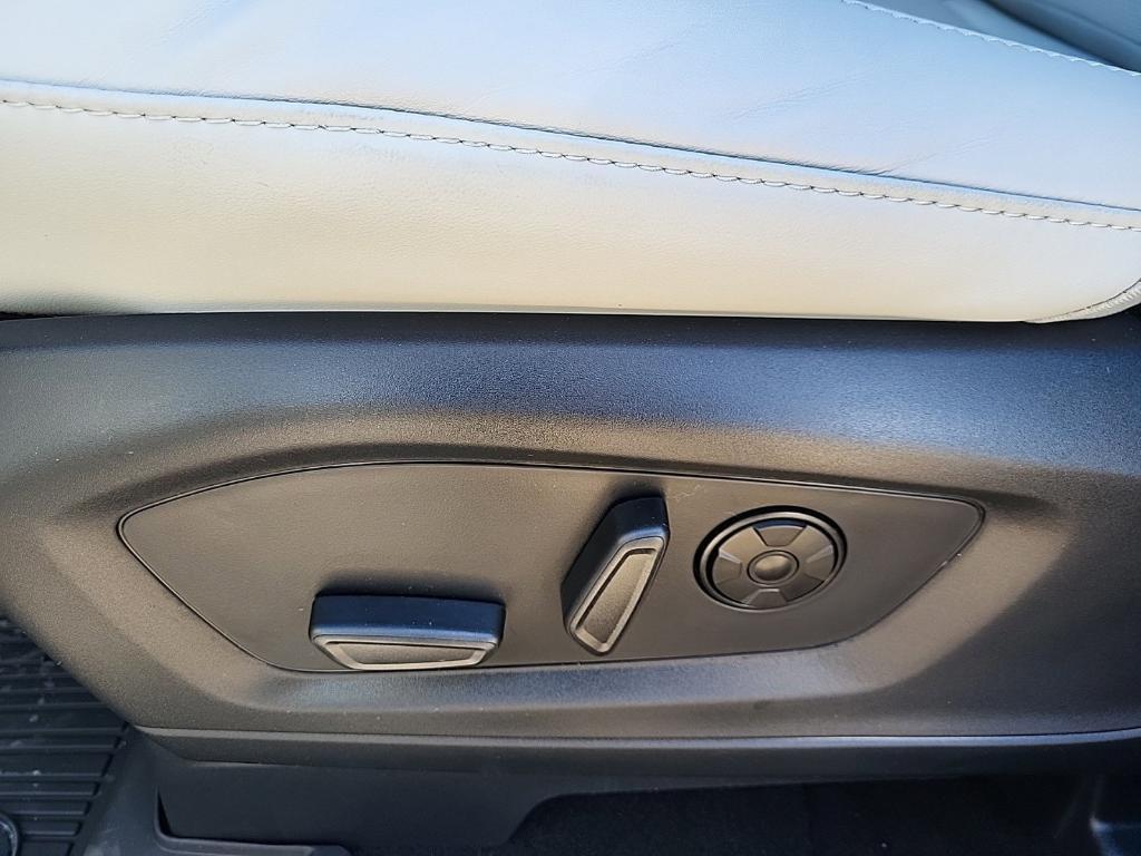 new 2025 Ford Explorer car, priced at $61,259