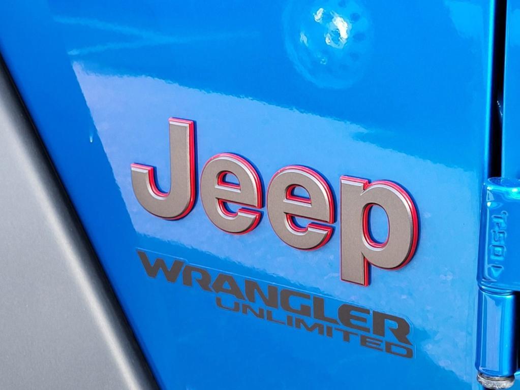 used 2021 Jeep Wrangler Unlimited car, priced at $38,092