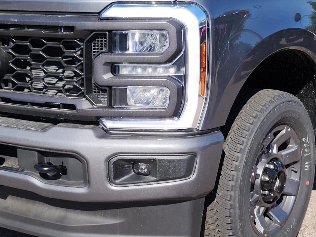 new 2024 Ford F-250 car, priced at $79,989