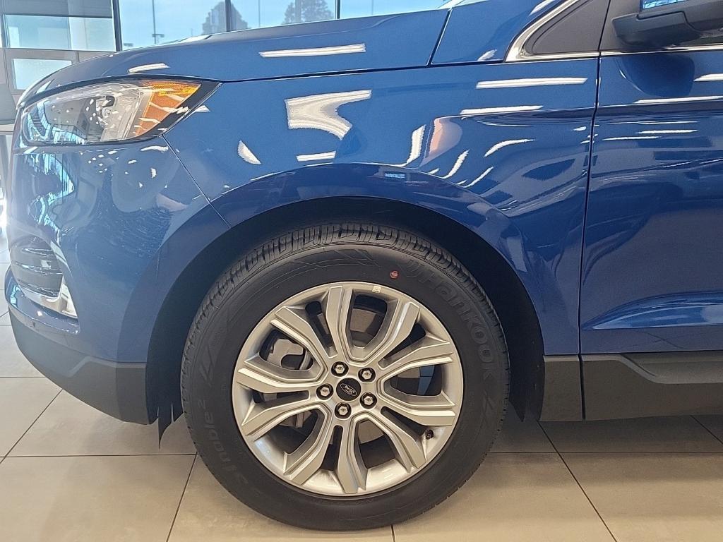 new 2024 Ford Edge car, priced at $38,734