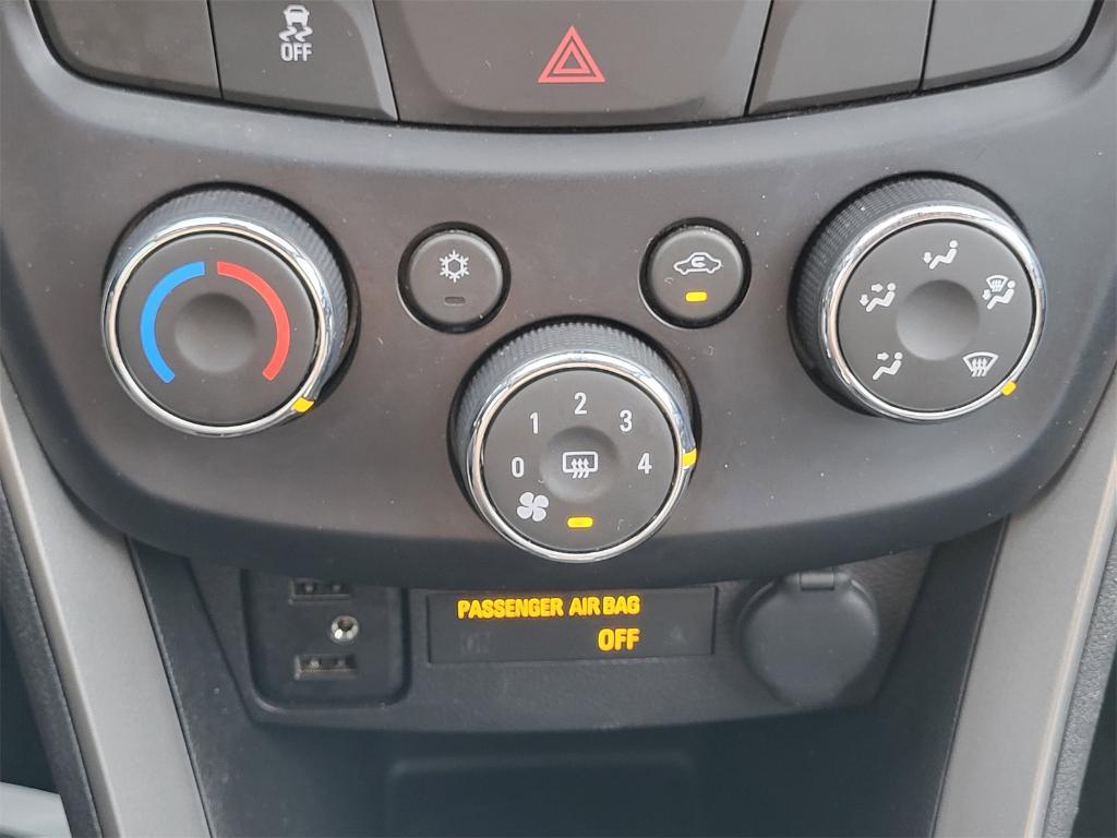 used 2020 Chevrolet Trax car, priced at $15,183