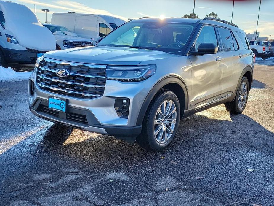 new 2025 Ford Explorer car, priced at $47,864