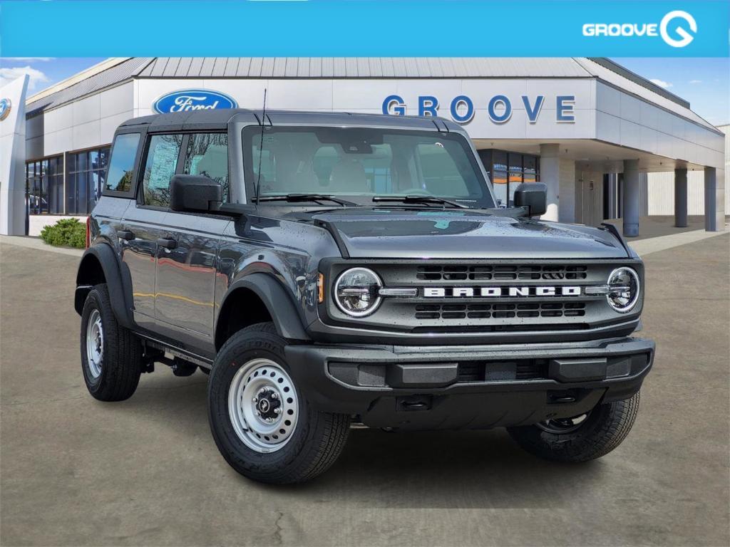 new 2025 Ford Bronco car, priced at $44,174