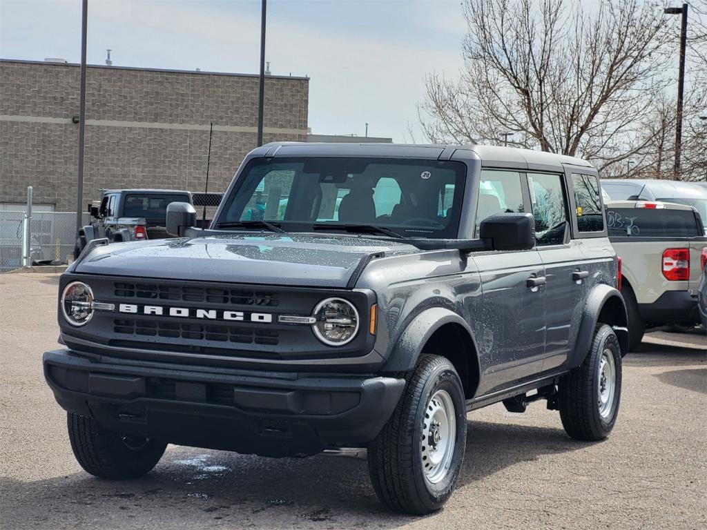 new 2025 Ford Bronco car, priced at $44,174