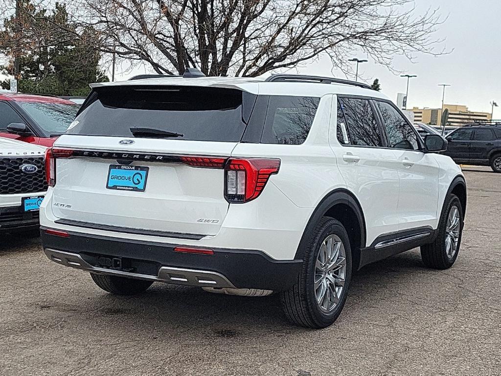 new 2025 Ford Explorer car, priced at $49,894