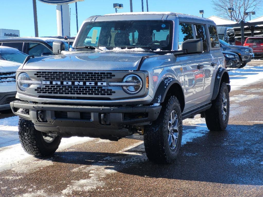 new 2024 Ford Bronco car, priced at $51,616