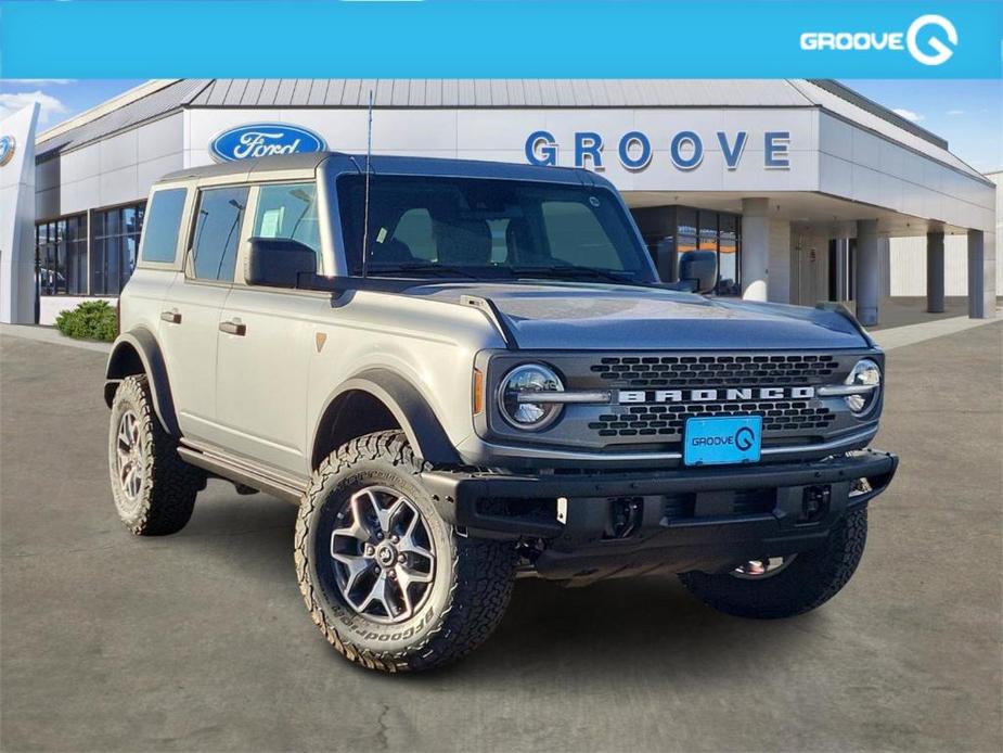 new 2024 Ford Bronco car, priced at $57,413