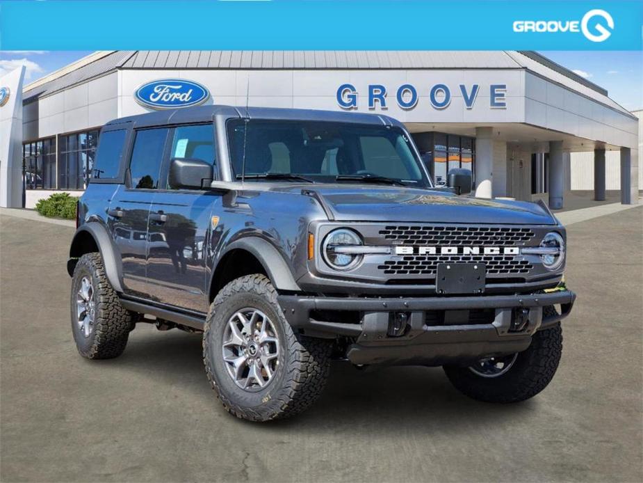 new 2024 Ford Bronco car, priced at $57,118