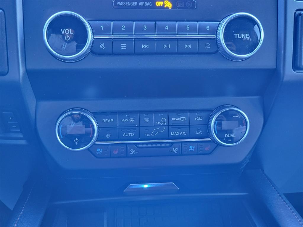 used 2020 Ford Expedition car, priced at $43,327