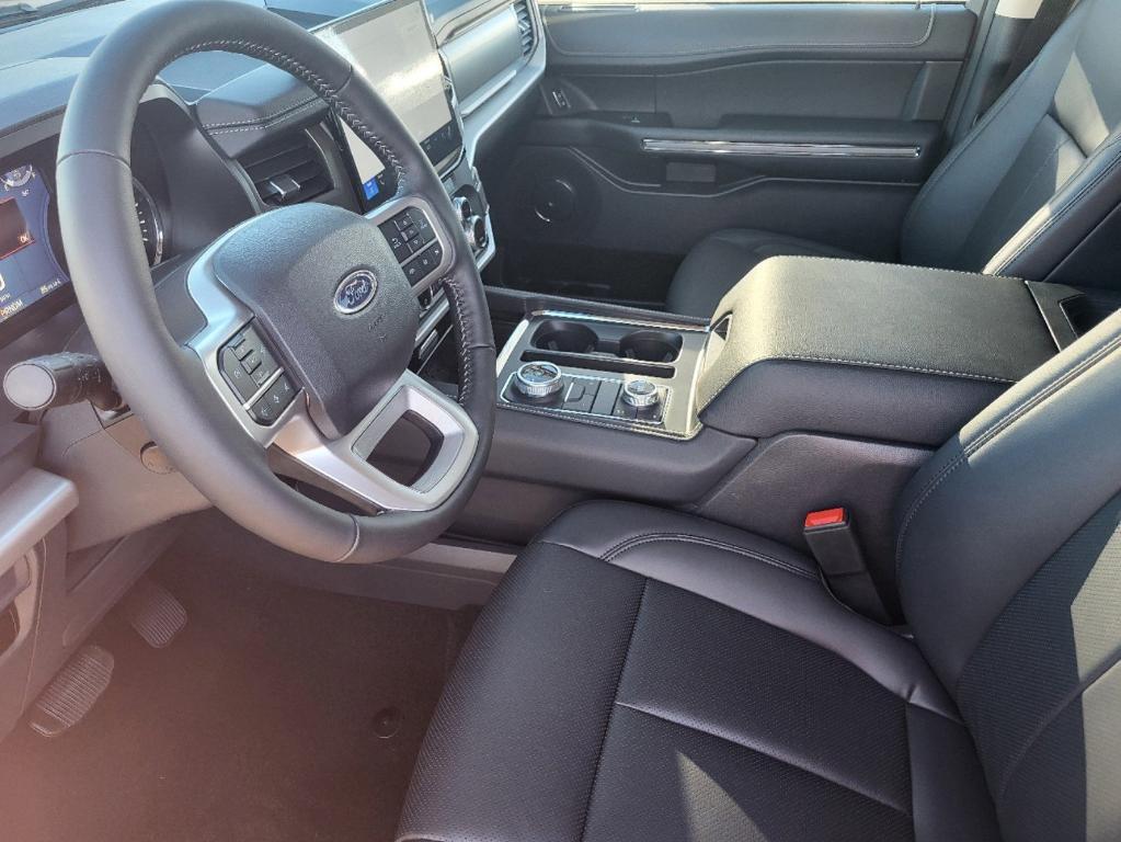 new 2024 Ford Expedition car, priced at $60,590