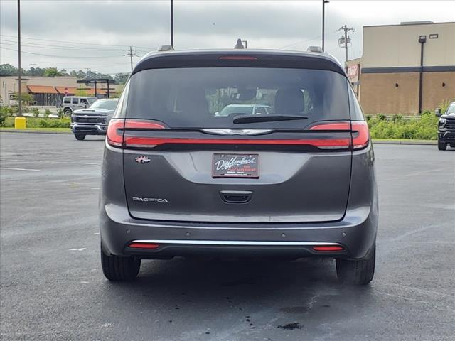 used 2022 Chrysler Pacifica car