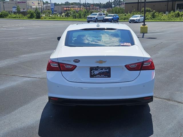 new 2024 Chevrolet Malibu car, priced at $27,587