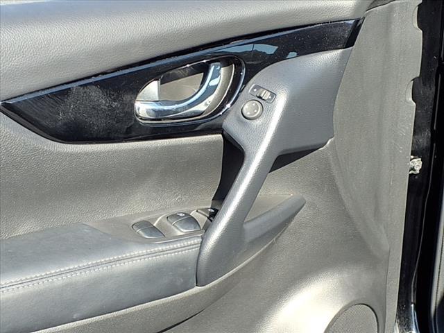 used 2021 Nissan Rogue Sport car, priced at $23,995