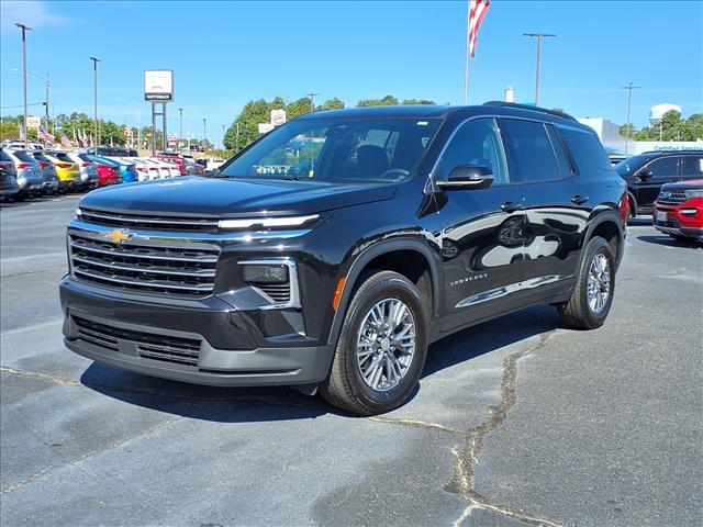 used 2025 Chevrolet Traverse car, priced at $39,462