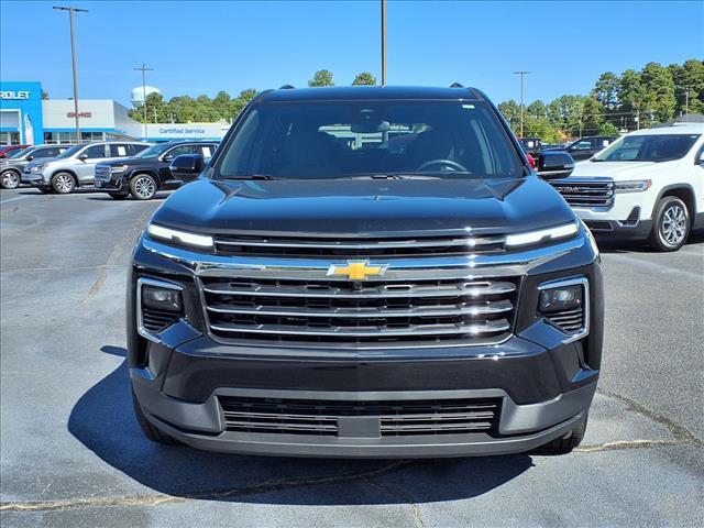 used 2025 Chevrolet Traverse car, priced at $39,462