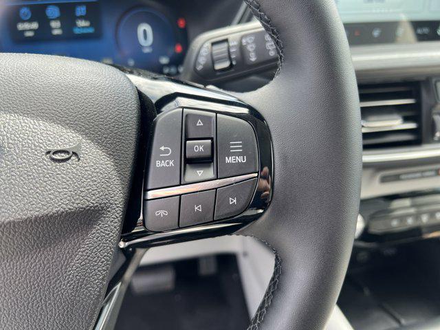 new 2025 Ford Escape car, priced at $40,600