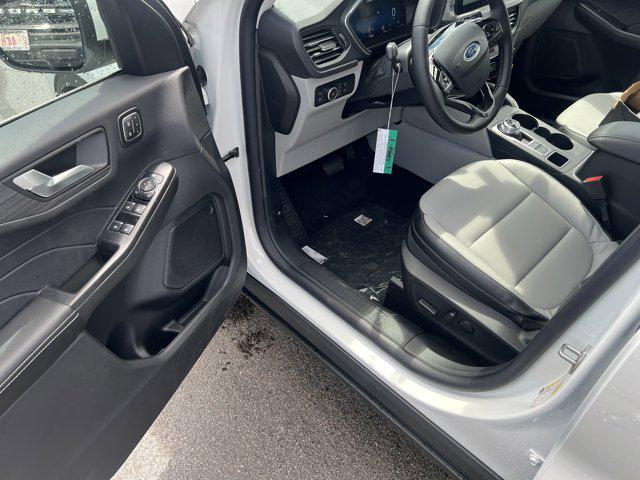 new 2025 Ford Escape car, priced at $40,600