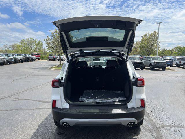 new 2025 Ford Escape car, priced at $40,600