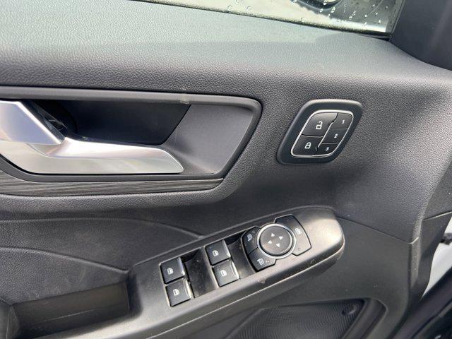 new 2025 Ford Escape car, priced at $40,600