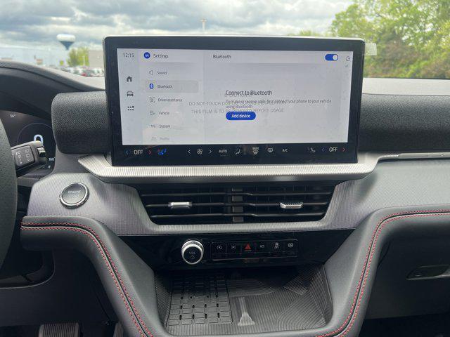 new 2025 Ford Explorer car, priced at $62,025