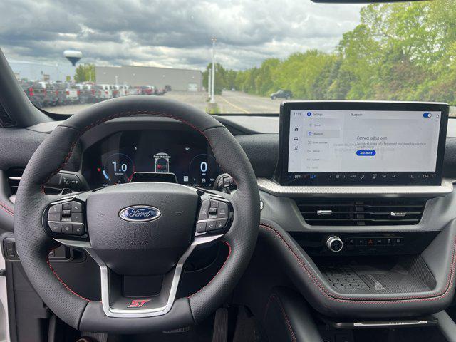 new 2025 Ford Explorer car, priced at $62,025