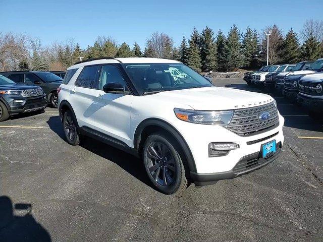 new 2024 Ford Explorer car, priced at $44,370