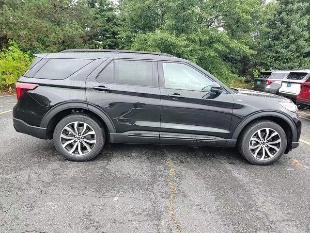 new 2025 Ford Explorer car, priced at $45,967