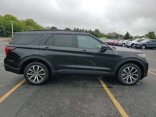 new 2025 Ford Explorer car, priced at $45,967