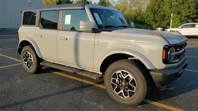 new 2024 Ford Bronco car, priced at $53,402