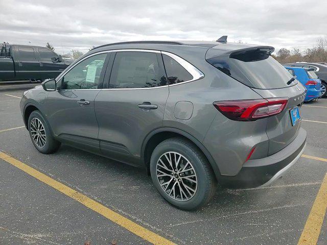 new 2025 Ford Escape car, priced at $39,895