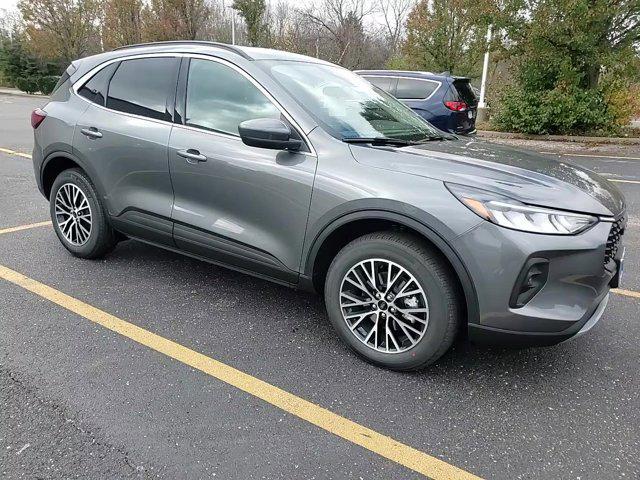 new 2025 Ford Escape car, priced at $39,895