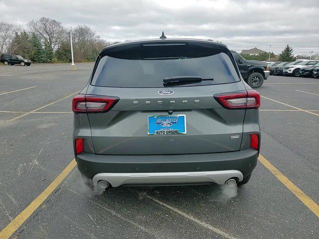 new 2025 Ford Escape car, priced at $39,895