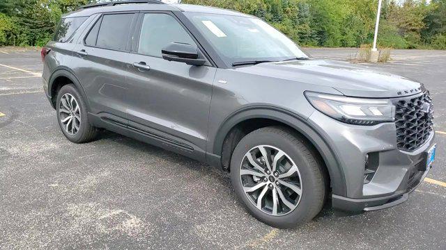 new 2025 Ford Explorer car, priced at $44,373