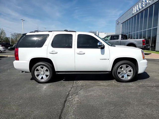 used 2007 GMC Yukon car, priced at $14,990