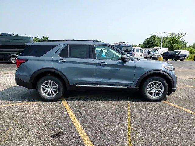 new 2025 Ford Explorer car, priced at $39,900