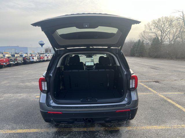 new 2025 Ford Explorer car, priced at $43,450