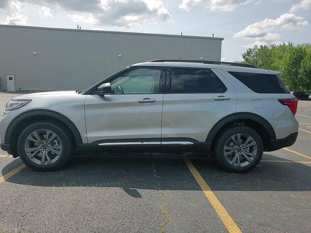 new 2025 Ford Explorer car, priced at $44,273