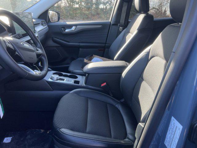 new 2025 Ford Escape car, priced at $39,895