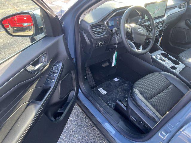 new 2025 Ford Escape car, priced at $39,895