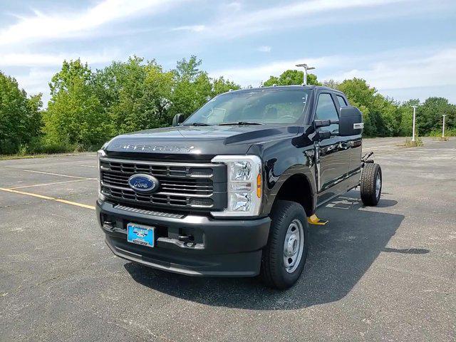 new 2024 Ford F-350 car, priced at $55,695