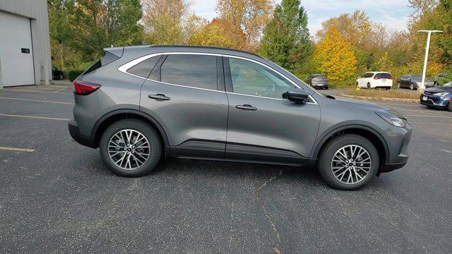 new 2025 Ford Escape car, priced at $36,950