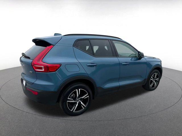 used 2024 Volvo XC40 car, priced at $27,358
