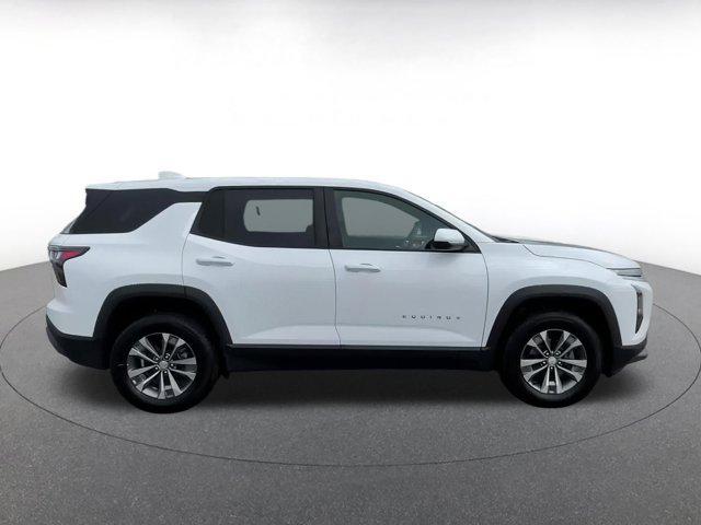 used 2025 Chevrolet Equinox car, priced at $28,549