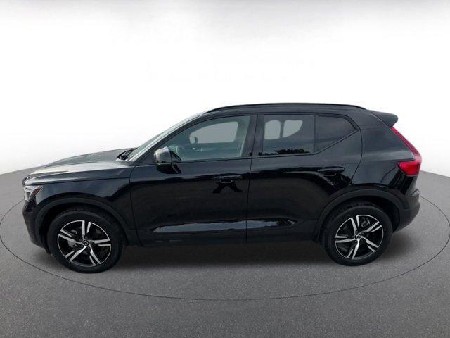 used 2024 Volvo XC40 car, priced at $25,318