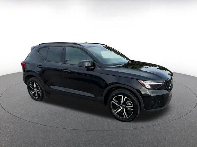 used 2024 Volvo XC40 car, priced at $25,318