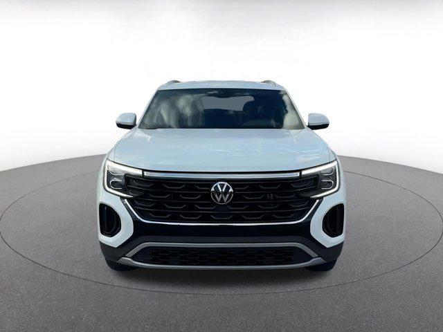 used 2025 Volkswagen Atlas Cross Sport car, priced at $31,425